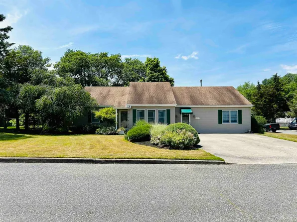 38 Barbers Ln, Cape May Court House, NJ 08210