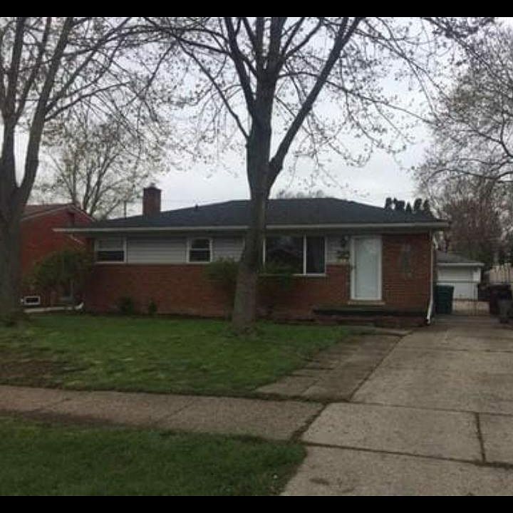 1st image of 33010 Barton St