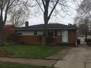 33010 Barton St, Garden City, MI 48135