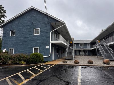94 Cowesett Ave APT 24, West Warwick, RI, 02893