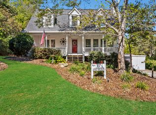 77 Farmington Dr, Woodstock, GA 30188
