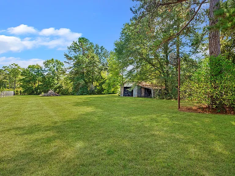 9438 FM 777 — Photo 23