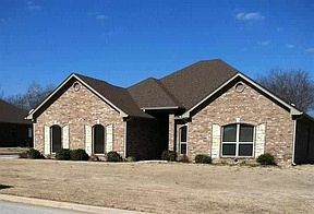 1st image of 100 Mossy Creek Dr