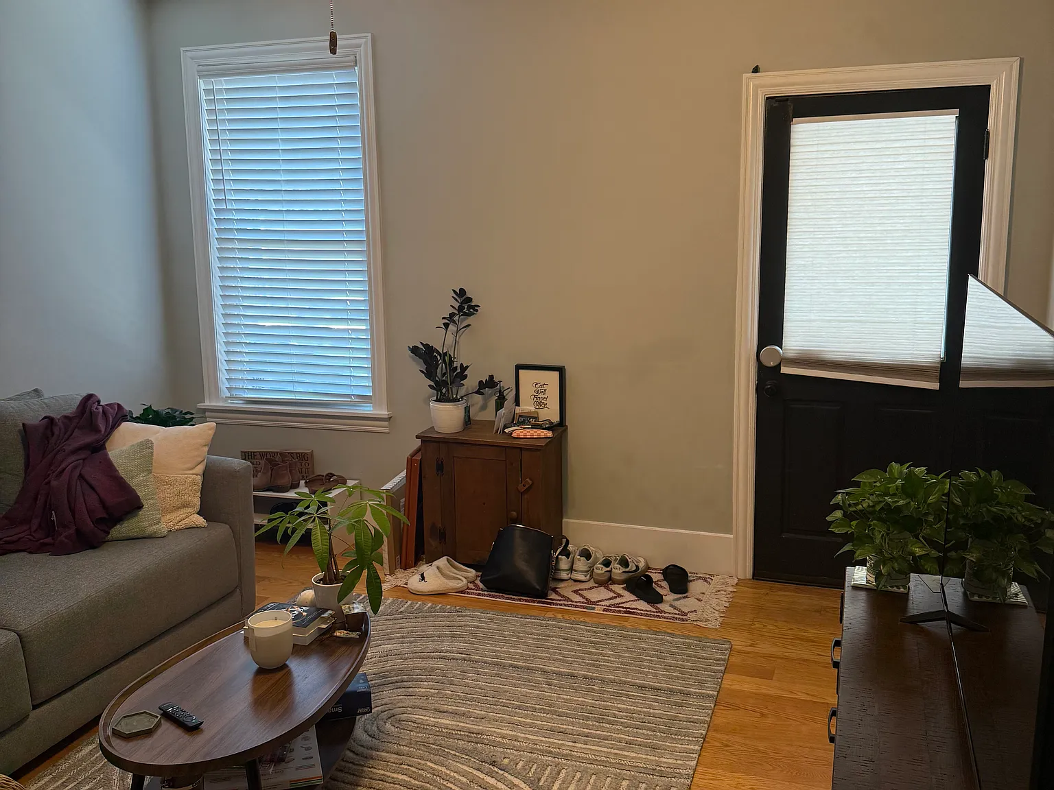 2 bed, 1100 sqft, $1,750 — Photo 2