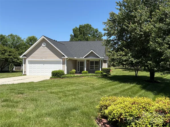 2800 Deans Ct, Monroe, NC 28110