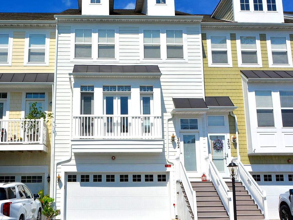 1st image of 10900 Holystone Ln Unit 202