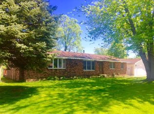804 Lakeview Dr, Manteno, IL