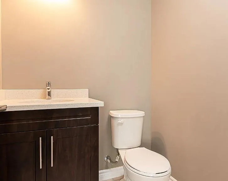 1840 Cabana Rd E #103 — Photo 9