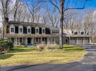 10228 Wendover Dr, Vienna, VA 22181