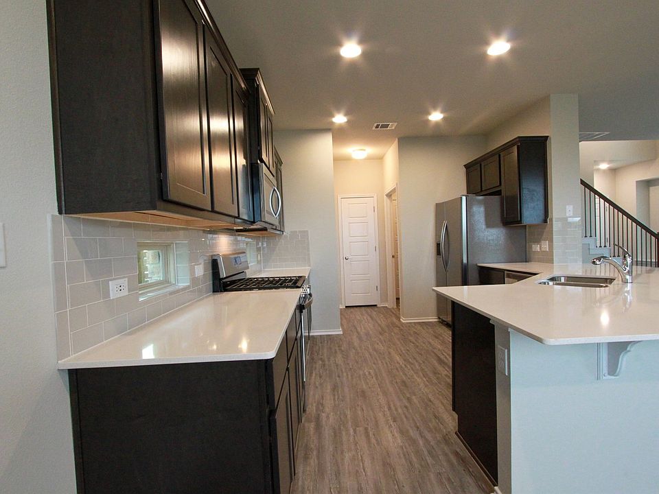1st image of 3651 Sandy Brook Dr Unit 305