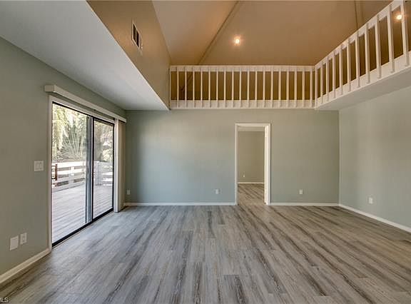 5th image of 7433 Pomegranate Dr