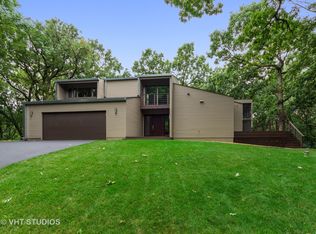 3 Wood Rock Rd, Barrington, IL 60010