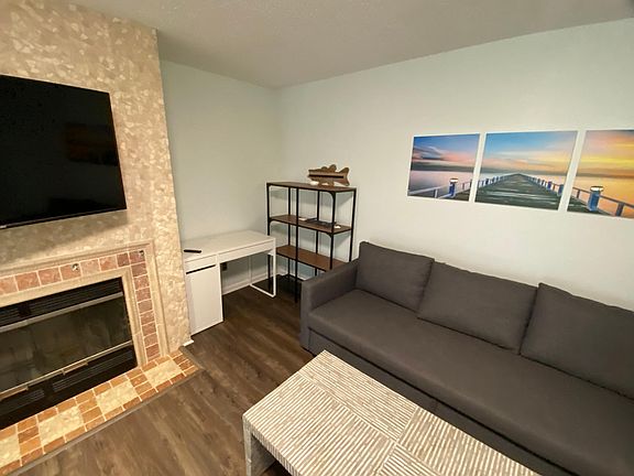 2nd image of 604 Shoreham Ct APT 104