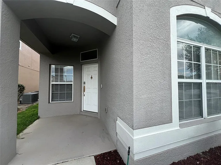 9855 Secret Cove Ln — Photo 2