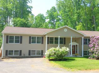 5115 Irving St, Saint Leonard, MD 20685