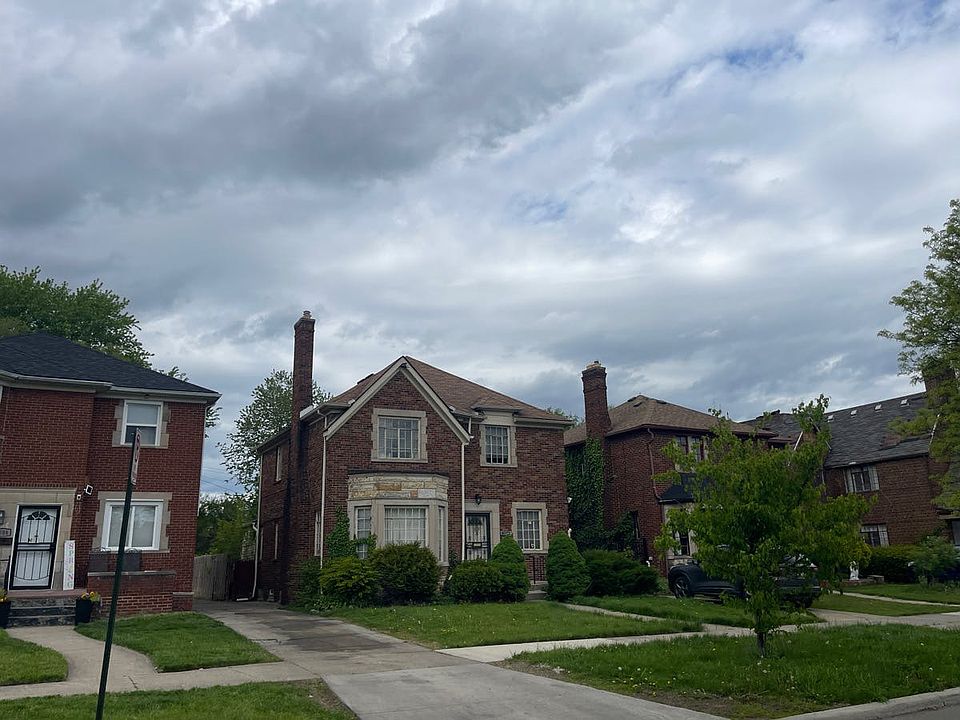 2nd image of 4076 Fullerton St