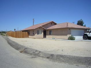 6396 Desert Knoll Dr, Twentynine Palms, CA 92277