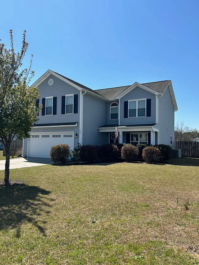 4 Bedroom, 2.5 Bath unfurnished home - Avendale Community Rocky Point — Photo 3
