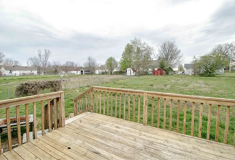 330 Hugh Hunter Rd — Photo 15