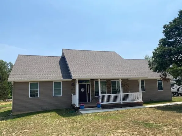 303 Cedar Lane, Willow Springs, MO 65793