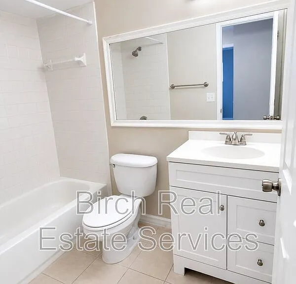 1017 Amble Ln — Photo 9