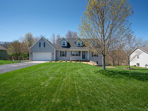 3rd image of 2172 Winston View Dr NE