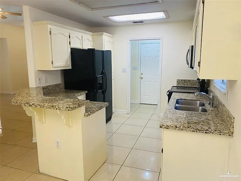 3809 San Gerardo — Photo 3