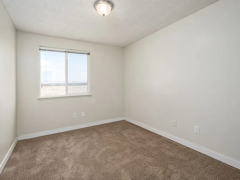 Marina Apartments — Photo 8