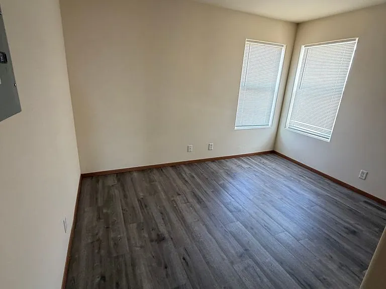 6405 Chapel Hill Blvd #J — Photo 13