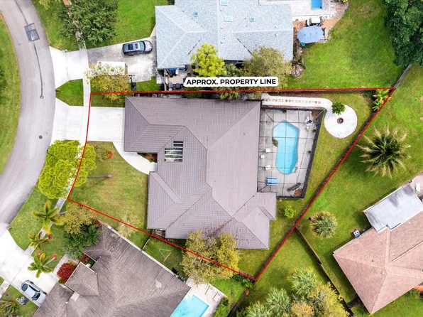 891 Citrus Place, Wellington, FL 33414