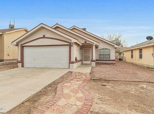 404 Ephesus Ct, Socorro, TX 79927