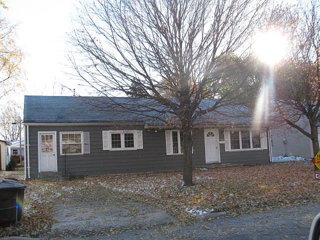 1st image of 516 Gray Dr