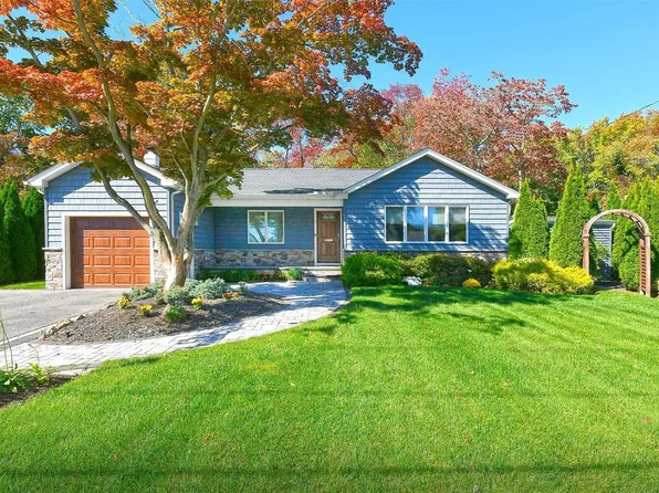 3 Pond Place, Babylon, NY 11702