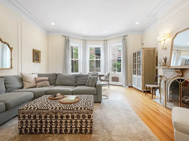 28 Marlborough St #1 — Photo 2