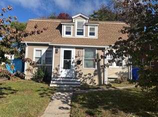 176 Sisson St, East Hartford, CT 06118