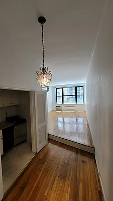 Rented by ONE Manhattan Real Estate | media 1