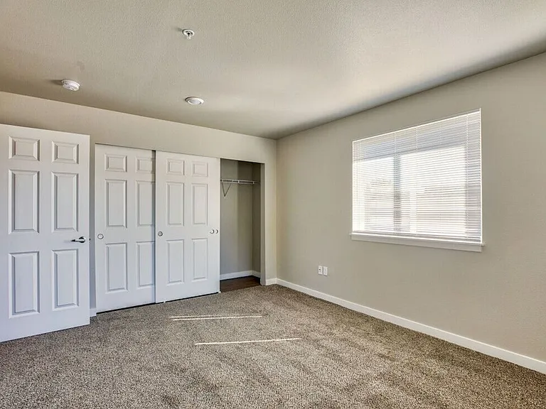 The Edge Apartments — Photo 11