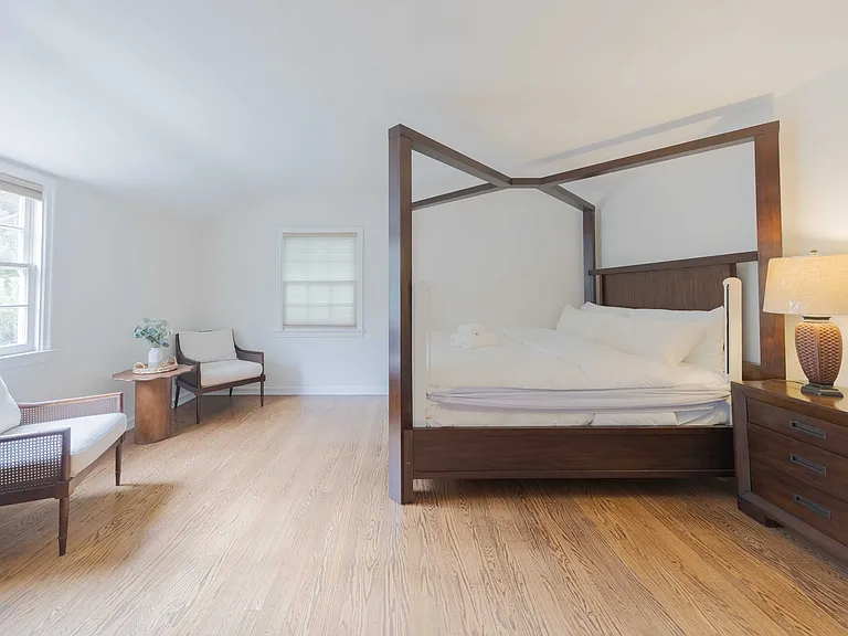 2150 S El Molino Ave — Photo 24