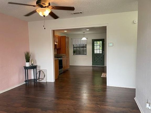 3rd image of 632 Black Hills Dr