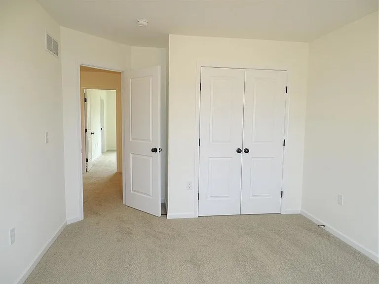 3 Broken Arrow Dr — Photo 8