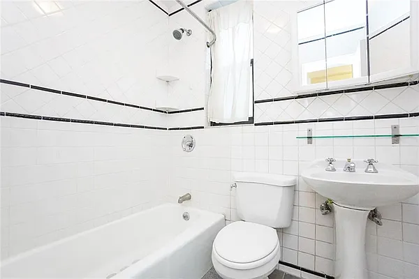 Rented by Remax Edge | media 42