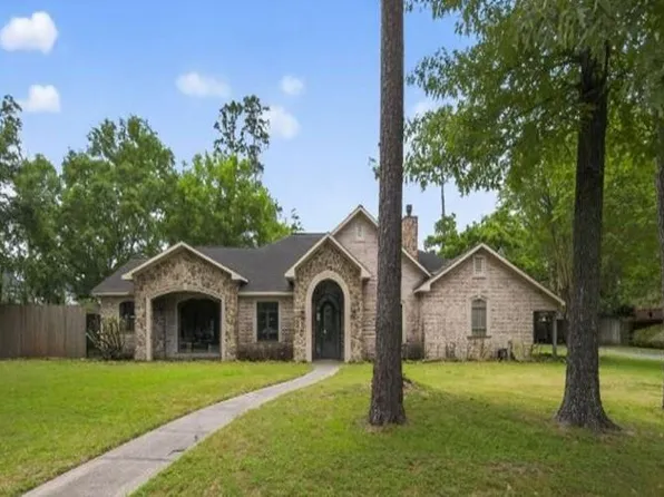 6 Heritage Ct, Houston, TX 77024