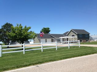 76633 Road 421, Cozad, NE 69130