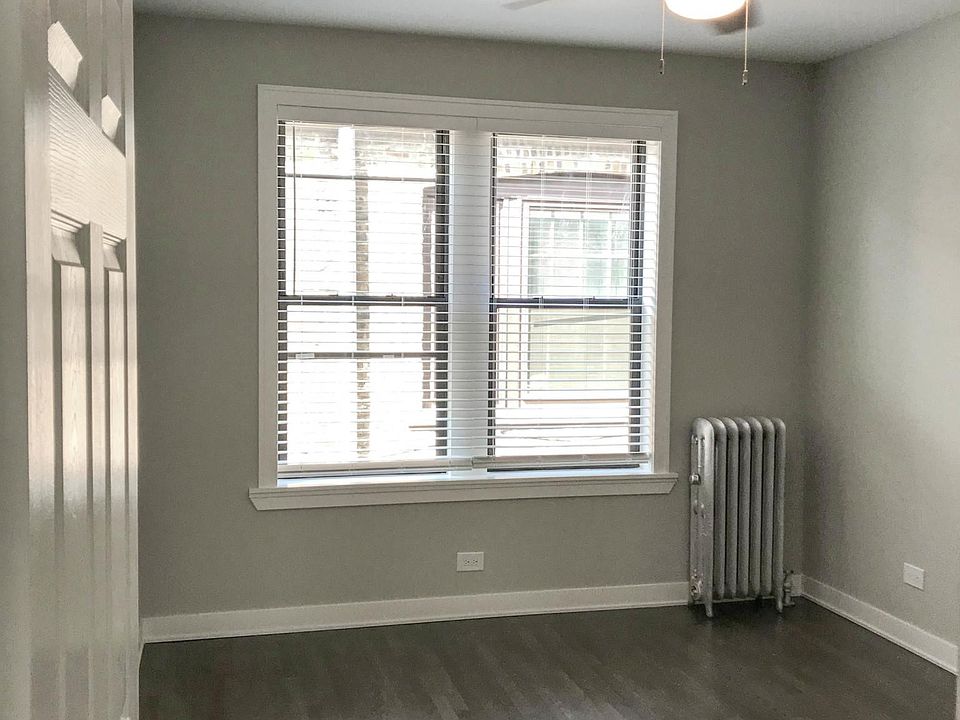 1st image of 518 W Cornelia Ave #1J