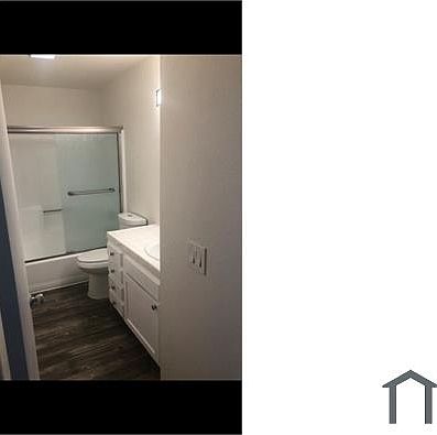 4th image of 9737 Riverview Ave #1