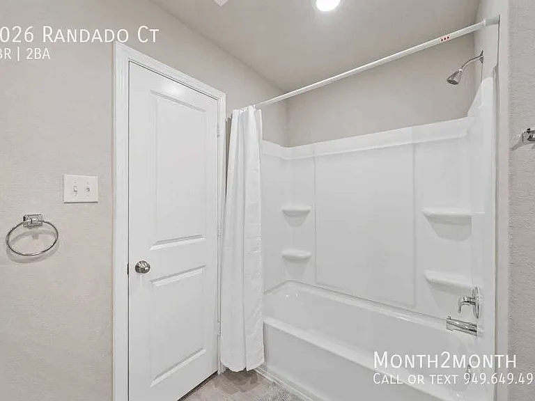 7026 Randado Ct — Photo 21