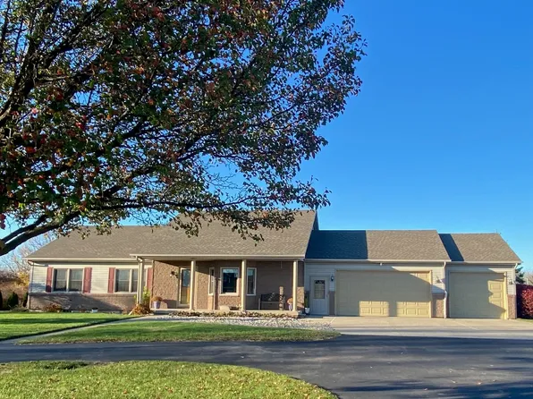 2370 Dewyse Rd, Bay City, MI 48708