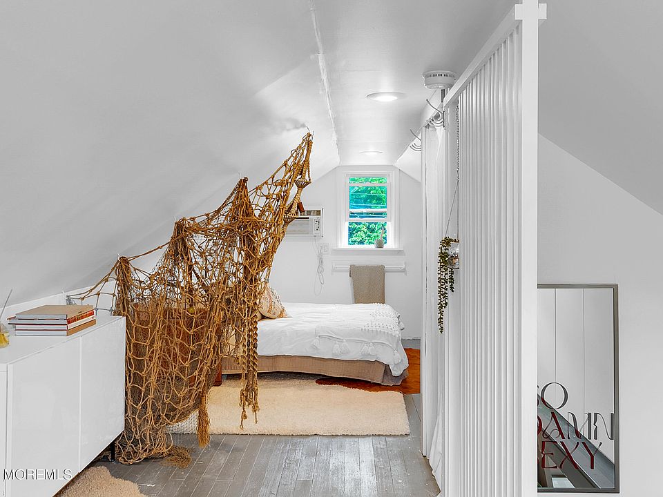 1st image of 638 Parkside Ave