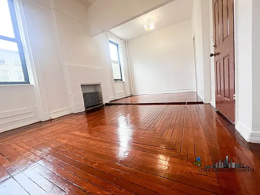 Rented by Coldwell Banker Reliable Real Estate | media 9