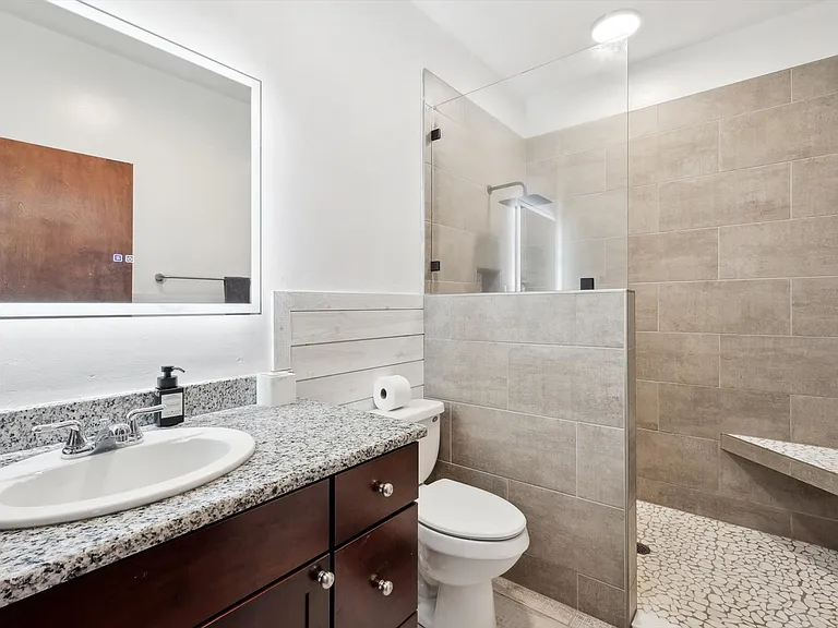 12161 Hill Country Cir #1 — Photo 23